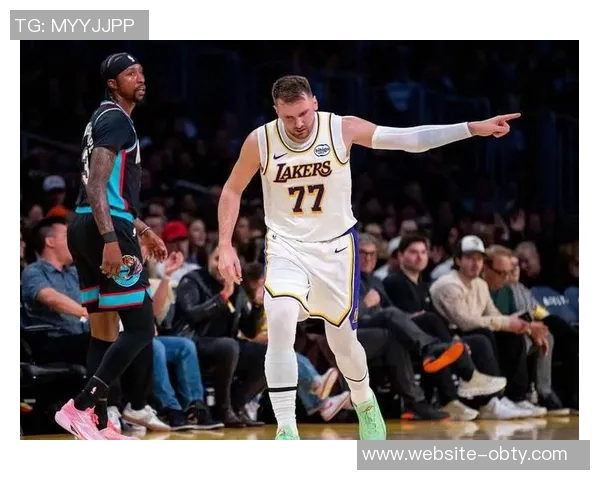 罚球精准无误与严密防守助湖人逆转战胜灰熊赢得关键胜利