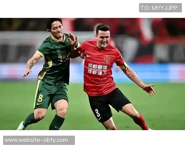 海港队回应辟谣周定洋加盟传闻强调转会窗口无关联系